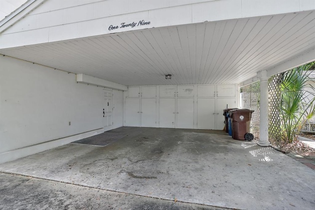 129 GRAHAM PARK DRIVE, HAINES CITY, Florida 33844, 4 Bedrooms Bedrooms, ,4 BathroomsBathrooms,Residential,For Sale,GRAHAM PARK,G5053331