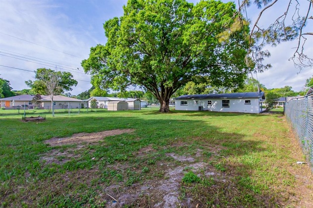 250 23RD STREET, WINTER HAVEN, Florida 33880, 3 Bedrooms Bedrooms, ,2 BathroomsBathrooms,Residential,For Sale,23RD,O6013085