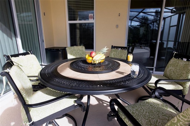 4083 OAKTREE DRIVE, DAVENPORT, Florida 33837, 4 Bedrooms Bedrooms, ,3 BathroomsBathrooms,Residential,For Sale,OAKTREE,S5062627