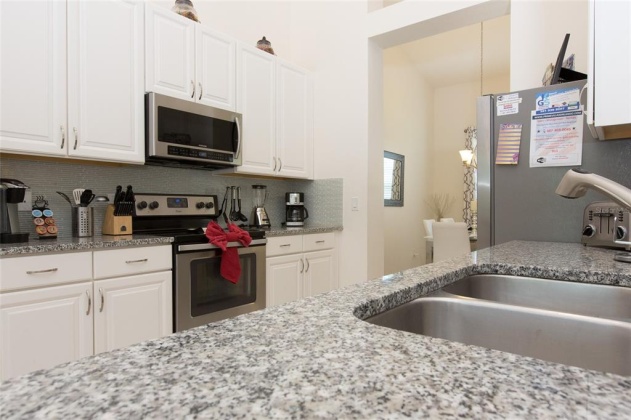 4083 OAKTREE DRIVE, DAVENPORT, Florida 33837, 4 Bedrooms Bedrooms, ,3 BathroomsBathrooms,Residential,For Sale,OAKTREE,S5062627