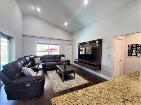 149 IMPERIAL OAK COURT, DAVENPORT, Florida 33896, 4 Bedrooms Bedrooms, ,2 BathroomsBathrooms,Residential,For Sale,IMPERIAL OAK,O6011516