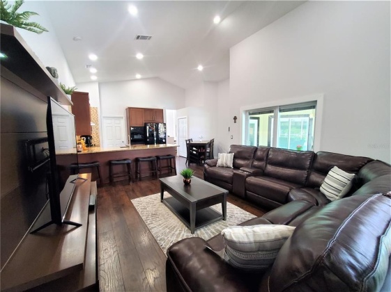 149 IMPERIAL OAK COURT, DAVENPORT, Florida 33896, 4 Bedrooms Bedrooms, ,2 BathroomsBathrooms,Residential,For Sale,IMPERIAL OAK,O6011516