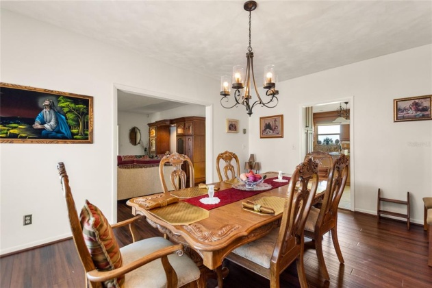 819 S LAKE STARR BLVD, LAKE WALES, Florida 33898, 4 Bedrooms Bedrooms, ,4 BathroomsBathrooms,Residential,For Sale,S LAKE STARR BLVD,P4919992