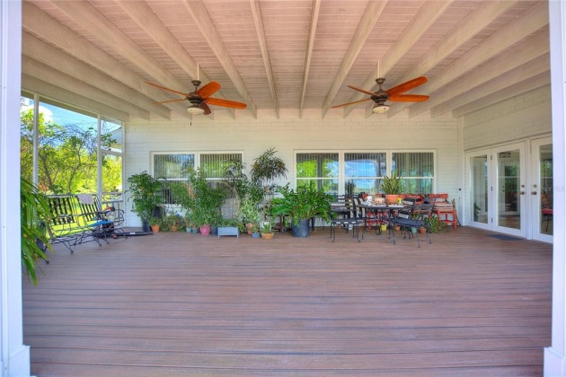 819 S LAKE STARR BLVD, LAKE WALES, Florida 33898, 4 Bedrooms Bedrooms, ,4 BathroomsBathrooms,Residential,For Sale,S LAKE STARR BLVD,P4919992