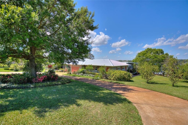 819 S LAKE STARR BLVD, LAKE WALES, Florida 33898, 4 Bedrooms Bedrooms, ,4 BathroomsBathrooms,Residential,For Sale,S LAKE STARR BLVD,P4919992