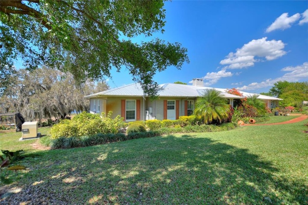 819 S LAKE STARR BLVD, LAKE WALES, Florida 33898, 4 Bedrooms Bedrooms, ,4 BathroomsBathrooms,Residential,For Sale,S LAKE STARR BLVD,P4919992