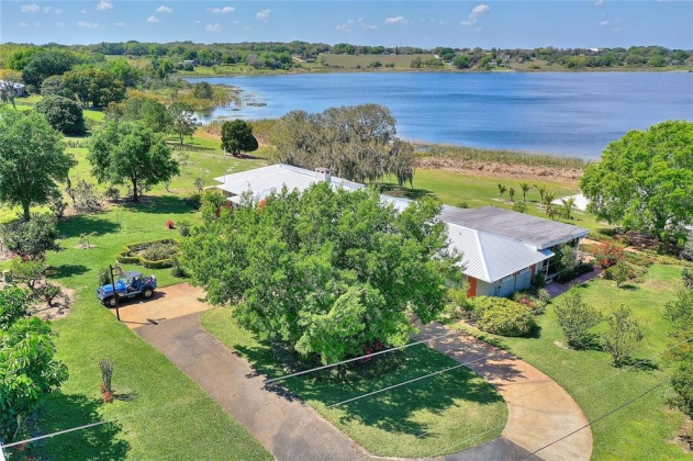819 S LAKE STARR BLVD, LAKE WALES, Florida 33898, 4 Bedrooms Bedrooms, ,4 BathroomsBathrooms,Residential,For Sale,S LAKE STARR BLVD,P4919992