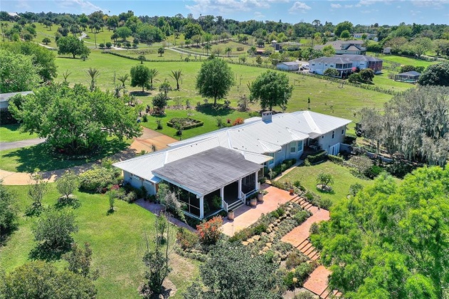 819 S LAKE STARR BLVD, LAKE WALES, Florida 33898, 4 Bedrooms Bedrooms, ,4 BathroomsBathrooms,Residential,For Sale,S LAKE STARR BLVD,P4919992