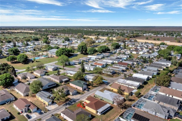 50989 HIGHWAY 27, DAVENPORT, Florida 33897, 3 Bedrooms Bedrooms, ,2 BathroomsBathrooms,Residential,For Sale,HIGHWAY 27,O6012145