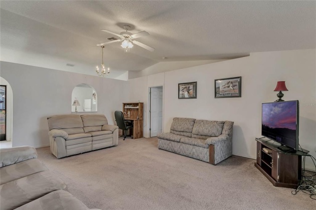 50989 HIGHWAY 27, DAVENPORT, Florida 33897, 3 Bedrooms Bedrooms, ,2 BathroomsBathrooms,Residential,For Sale,HIGHWAY 27,O6012145