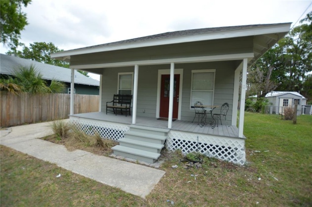 1034 DAKOTA AVENUE, LAKELAND, Florida 33803, 2 Bedrooms Bedrooms, ,1 BathroomBathrooms,Residential,For Sale,DAKOTA,L4928837