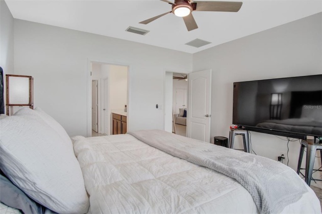 183 BLUE CYPRESS DRIVE, DAVENPORT, Florida 33837, 4 Bedrooms Bedrooms, ,2 BathroomsBathrooms,Residential,For Sale,BLUE CYPRESS,O6013230
