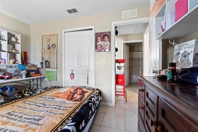 17 INCONNU DRIVE, POINCIANA, Florida 34759, 3 Bedrooms Bedrooms, ,2 BathroomsBathrooms,Residential,For Sale,INCONNU,S5064814