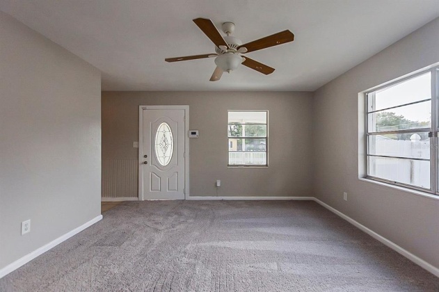 307 CONGRESS AVENUE, AUBURNDALE, Florida 33823, 3 Bedrooms Bedrooms, ,2 BathroomsBathrooms,Residential,For Sale,CONGRESS,O5991818