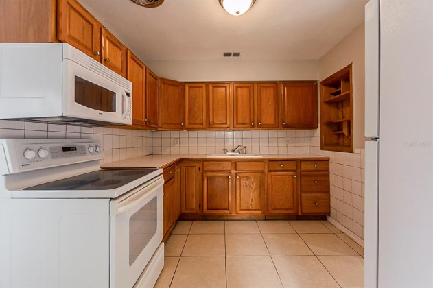 307 CONGRESS AVENUE, AUBURNDALE, Florida 33823, 3 Bedrooms Bedrooms, ,2 BathroomsBathrooms,Residential,For Sale,CONGRESS,O5991818