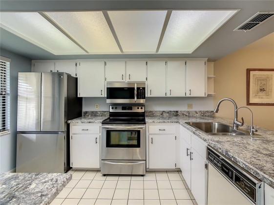 2112 GRANADA COURT, LAKE WALES, Florida 33898, 2 Bedrooms Bedrooms, ,2 BathroomsBathrooms,Residential,For Sale,GRANADA,K4901681