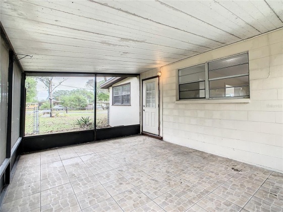 1625 CRYSTAL COURT, LAKELAND, Florida 33801, 3 Bedrooms Bedrooms, ,1 BathroomBathrooms,Residential,For Sale,CRYSTAL,L4928776