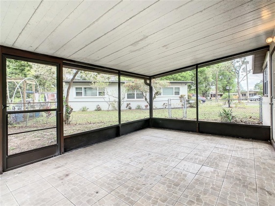 1625 CRYSTAL COURT, LAKELAND, Florida 33801, 3 Bedrooms Bedrooms, ,1 BathroomBathrooms,Residential,For Sale,CRYSTAL,L4928776