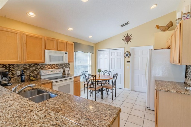1030 ST ANDREWS STREET, DAVENPORT, Florida 33897, 3 Bedrooms Bedrooms, ,2 BathroomsBathrooms,Residential,For Sale,ST ANDREWS,O6012742