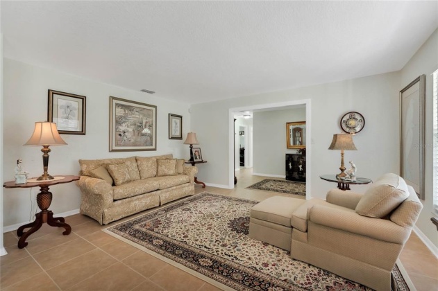 15 PINE FOREST CIRCLE, HAINES CITY, Florida 33844, 3 Bedrooms Bedrooms, ,2 BathroomsBathrooms,Residential,For Sale,PINE FOREST,P4920053