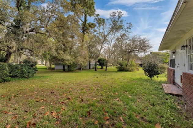 15 PINE FOREST CIRCLE, HAINES CITY, Florida 33844, 3 Bedrooms Bedrooms, ,2 BathroomsBathrooms,Residential,For Sale,PINE FOREST,P4920053