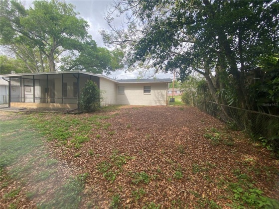 810 17TH TERRACE, WINTER HAVEN, Florida 33881, 3 Bedrooms Bedrooms, ,1 BathroomBathrooms,Residential,For Sale,17TH,T3362544