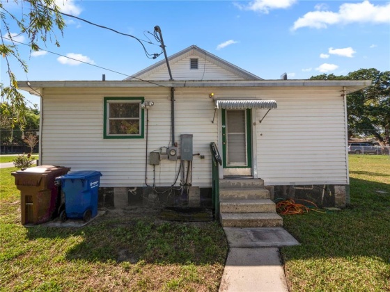 504 1ST STREET, POLK CITY, Florida 33868, 3 Bedrooms Bedrooms, ,1 BathroomBathrooms,Residential,For Sale,1ST,L4928852