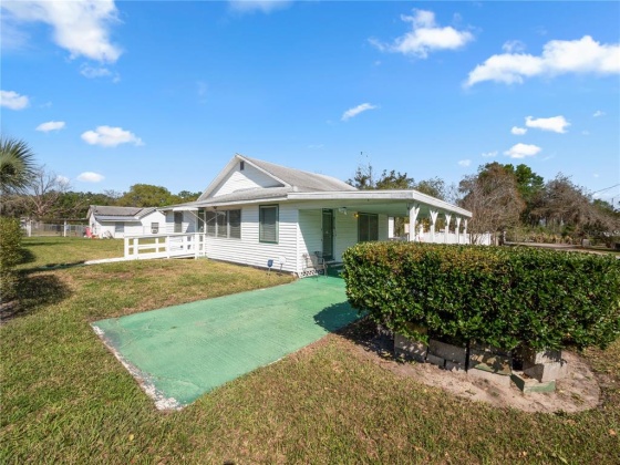 504 1ST STREET, POLK CITY, Florida 33868, 3 Bedrooms Bedrooms, ,1 BathroomBathrooms,Residential,For Sale,1ST,L4928852