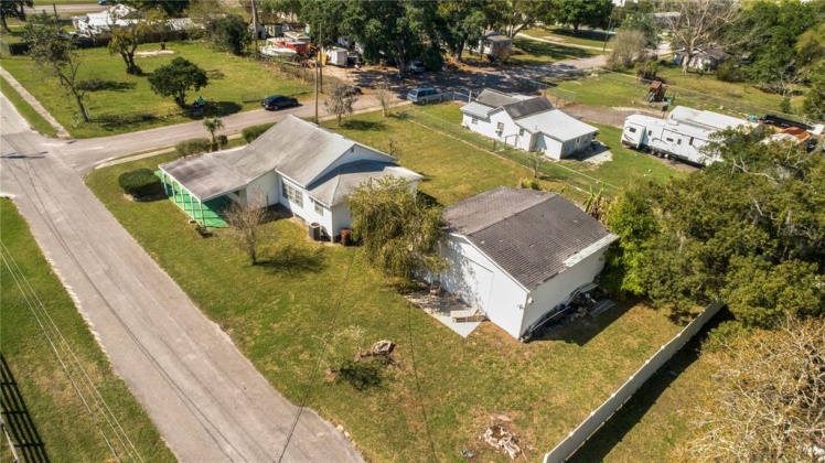 504 1ST STREET, POLK CITY, Florida 33868, 3 Bedrooms Bedrooms, ,1 BathroomBathrooms,Residential,For Sale,1ST,L4928852