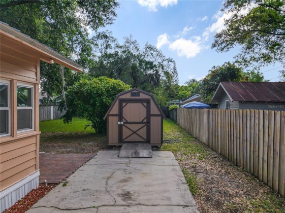 406 7TH STREET, WINTER HAVEN, Florida 33881, 2 Bedrooms Bedrooms, ,1 BathroomBathrooms,Residential,For Sale,7TH,L4928885